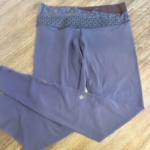 Lululemon Astro Wunder under size 6 navy blue